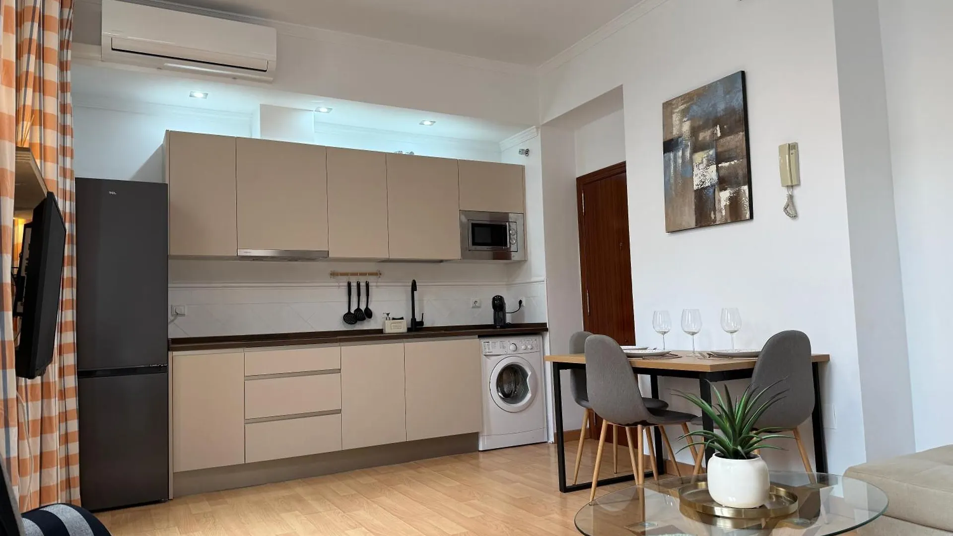 Cozy 1Br Picasso By Easytrip Apartment Malaga Spain