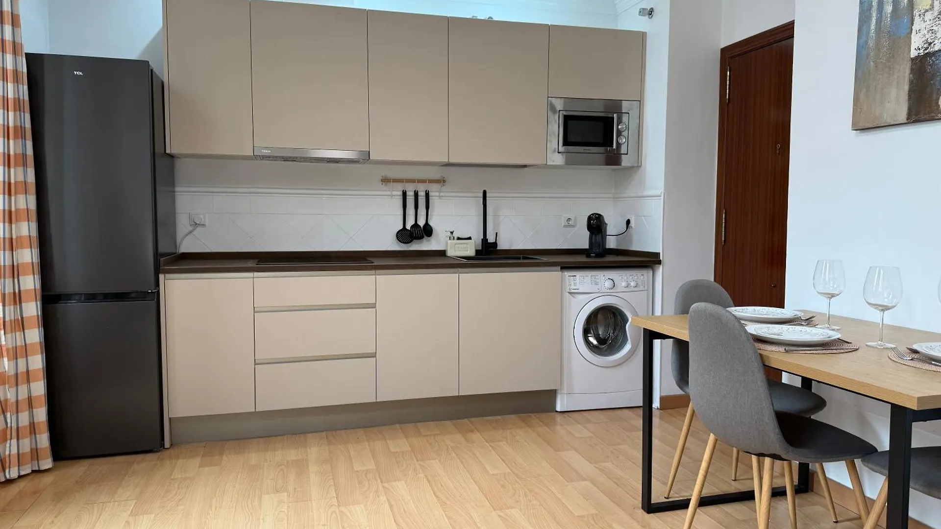 Cozy 1Br Picasso By Easytrip Apartment Malaga